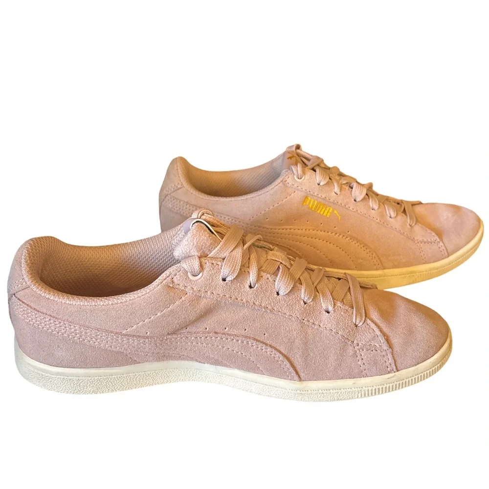 Puma Vikky AOS Women's Soft Pink Suede Sneakers Size 7